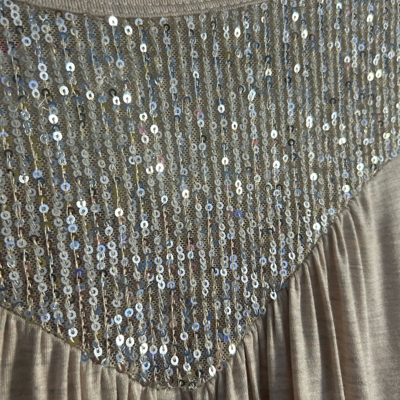 Sequin top - Picture 2 of 3
